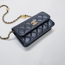 Load image into Gallery viewer, No.3929-Chanel Caviar Fit For You Phone Holder With Chain (Brand New / 全新貨品)
