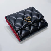 Load image into Gallery viewer, No.3936-Chanel Coco Love Small Wallet (Brand New / 全新貨品)
