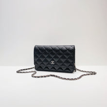 Charger l&#39;image dans la galerie, No.3943-Chanel Caviar Timeless Classic Wallet On Chain
