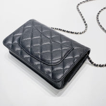 Charger l&#39;image dans la galerie, No.3943-Chanel Caviar Timeless Classic Wallet On Chain
