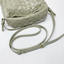 Load image into Gallery viewer, No.4497-Bottega Veneta Mini Hop
