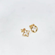 Load image into Gallery viewer, No.4526-Louis Vuitton Flowergram Earrings
