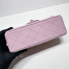 Load image into Gallery viewer, No.4530-Chanel Mini Flap Bag With Top Handle (Unused / 未使用品)
