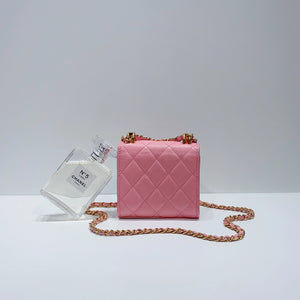 No.3768-Chanel Coco First Clutch With Chain – Gallery Luxe