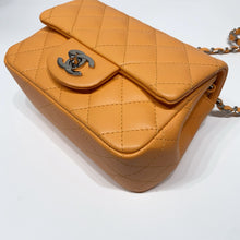 Load image into Gallery viewer, No.4539-Chanel Lambskin Classic Square Mini 17cm
