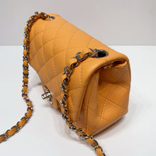 Load image into Gallery viewer, No.4539-Chanel Lambskin Classic Square Mini 17cm
