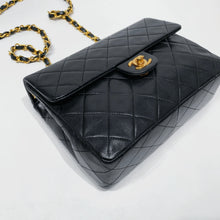 Load image into Gallery viewer, No.4522-Chanel Vintage Lambskin Classic Mini 20cm
