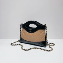 Load image into Gallery viewer, No.4536-Chanel Nano 31 (Unused / 未使用品)
