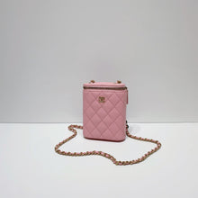 Load image into Gallery viewer, No.3967-Chanel Coco Beauty Vanity With Classic Chain (Brand New / 全新貨品)
