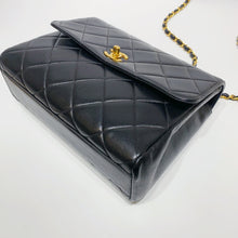 Load image into Gallery viewer, No.3492-Chanel Vintage Lambskin Flap Bag

