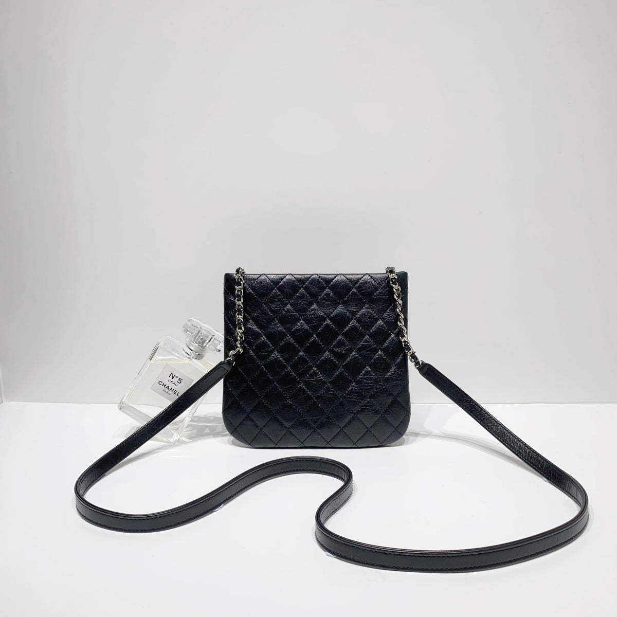 No.3987-Chanel Uniform Crossbody Bag – Gallery Luxe