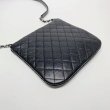 将图片加载到图库查看器，No.3987-Chanel Uniform Crossbody Bag
