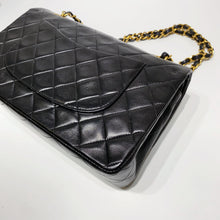 Load image into Gallery viewer, No.3603-Chanel Vintage Lambskin Classic Flap 25cm

