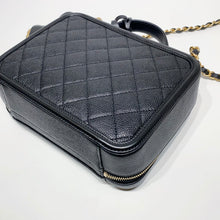 Load image into Gallery viewer, No.3990-Chanel Caviar Medium CC Filigree Vanity Case
