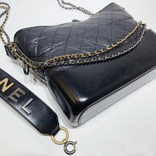 将图片加载到图库查看器，No.3979-Chanel Medium Gabrielle Hobo Bag With Handle
