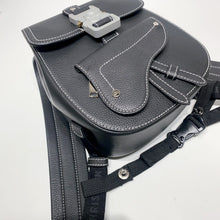 将图片加载到图库查看器，No.4016-Christian Dior Calfskin Small Gallop Backpack (Unused / 未使用品)

