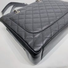 Load image into Gallery viewer, No.4025-Chanel Caviar GST Tote Bag
