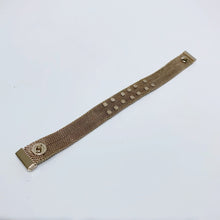 이미지를 갤러리 뷰어에 로드 , No.4012-Chanel Gold Metal Coco Mark Bracelet
