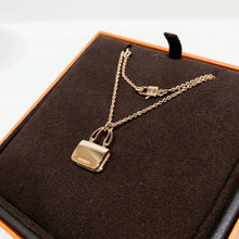 将图片加载到图库查看器，No.4050-Hermes Amulettes Constance Pendant Necklace (Brand New / 全新)
