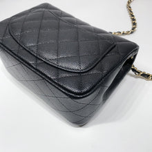 Load image into Gallery viewer, No.4534-Chanel Caviar Classic Flap Mini Square 17cm
