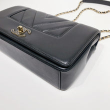 將圖片載入圖庫檢視器 No.4065-Chanel Melle Vintage Chevron Flap Bag
