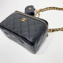 Load image into Gallery viewer, No.4093-Chanel Twin Crush Vanity With Chain( Brand New / 全新)
