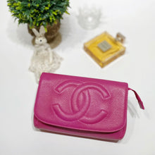 將圖片載入圖庫檢視器 No.4098-Chanel Vintage Caviar Vanity Pouch
