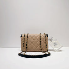 Load image into Gallery viewer, No.001631-2-Chanel Small CC Filigree Flap Bag
