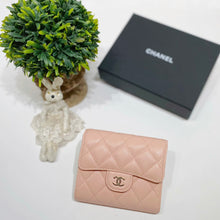 Load image into Gallery viewer, No.4117-Chanel Caviar Timeless Classic Short Wallet (Brand New / 全新貨品)
