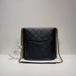 No.3907-Chanel Large Chain Sides Hobo Bag