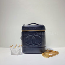 画像をギャラリービューアに読み込む, No.3149-Chanel Vintage Caviar Vanity Case
