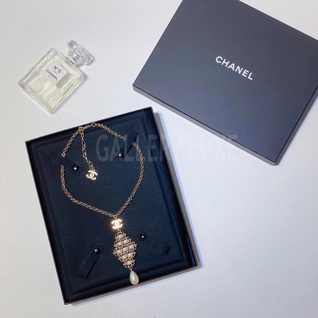 No.3141-Chanel Metal & Pearl Necklace
