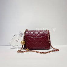 Load image into Gallery viewer, No.3378-Chanel Pearl Crush Square Mini Flap Bag
