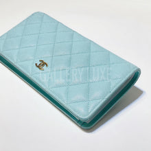 이미지를 갤러리 뷰어에 로드 , No.3140-Chanel Caviar Timeless Classic Long Wallet
