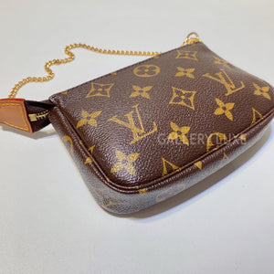 No.3121-Louis Vuitton Mini Pochette Accessories
