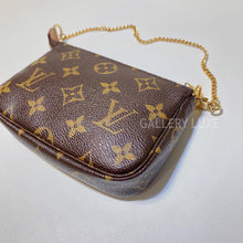 Load image into Gallery viewer, No.3121-Louis Vuitton Mini Pochette Accessories
