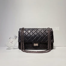 Load image into Gallery viewer, No.3338-Chanel Medium Reissue 2.55 Flap Bag
