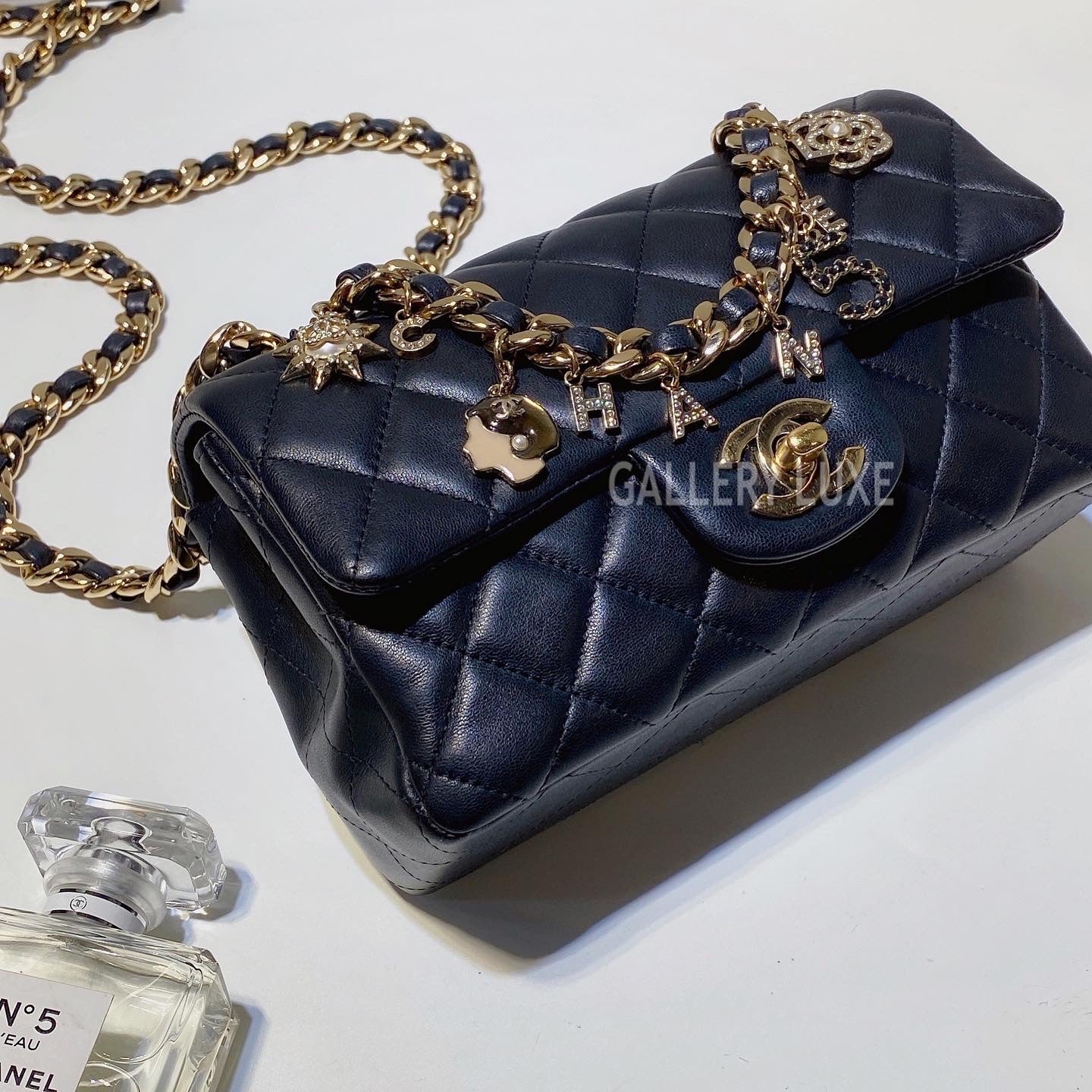 Chanel Mini Bag Flap Coin Purse with Chain, Light Purple handle clutch with chain  mini bags, Luxury, Bags & Wallets on Carousell
