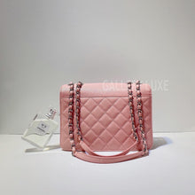 Load image into Gallery viewer, No.3282-Chanel Large CC Box Flap Bag
