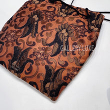이미지를 갤러리 뷰어에 로드 , No.3385-Prada Embroidery Drawstring Bag
