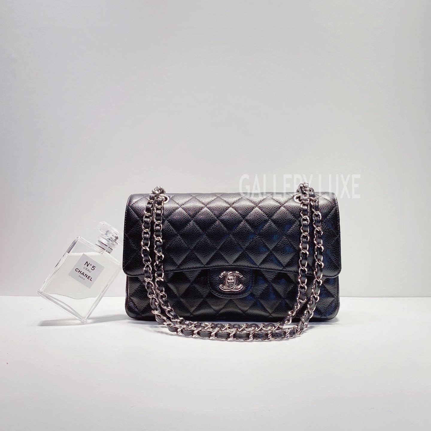 No.3407-Chanel Caviar Classic Flap Bag 25cm – Gallery Luxe