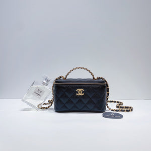 No.3623-Chanel Caviar Pick Me Up Handle Vanity With Chain(Brand New / 全新)