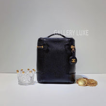 Load image into Gallery viewer, No.3302-Chanel Vintage Caviar Vanity Case
