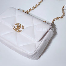 Load image into Gallery viewer, No.3369-Chanel 19 Small Handbag (Brand New / 全新)
