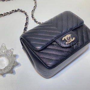 No.3112-Chanel Caviar Chevron Classic Flap Mini 17cm