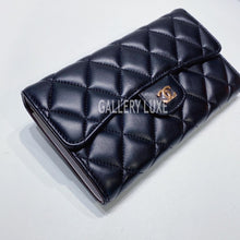 Load image into Gallery viewer, No.3365-Chanel Lambskin Timeless Classic Long Wallet (Unused / 未使用品)
