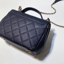 Load image into Gallery viewer, No.3314-Chanel Small Business Affinity Flap Bag
