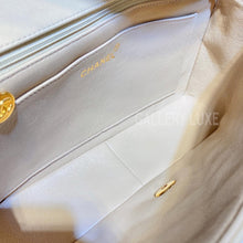 將圖片載入圖庫檢視器 No.2913-Chanel Vintage Lambskin Diana Bag 25cm
