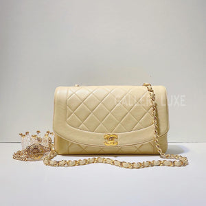 No.2913-Chanel Vintage Lambskin Diana Bag 25cm – Gallery Luxe