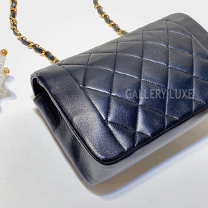 No.3136-Chanel Vintage Lambskin Diana Bag 22cm